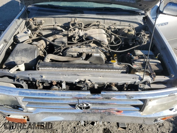 1997 Toyota T100 SR5 with VIN JT4UN24D6V0037539, listed as a Copart auction lot 42195245 with 364,681 mi miles and Salvage Title. Bid and sale history available at DreamBid. Image 12.
