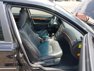 2002 Volvo S80 с VIN YV1TS91D021248950, выставлен на аукционе IAAI как лот 42416721 с пробегом 216 210 миль миль и . История ставок и продаж доступна на DreamBid. Изображение 5.