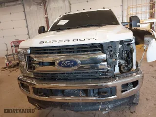 2017 Ford Super Duty F-250 SRW Lariat with VIN 1FT7W2BTXHEC81609, listed as a IAAI auction lot 41497213 with 176,644 mi miles. Bid and sale history available at carsss.com. Image 13.