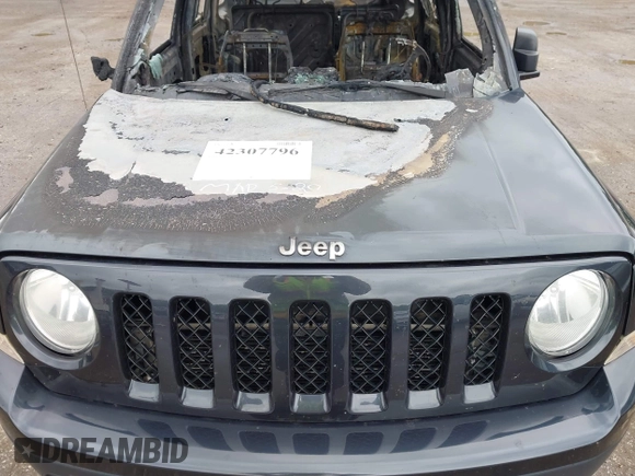 2014 Jeep Patriot Latitude с VIN 1C4NJRFB9ED760590, выставлен на аукционе IAAI как лот 42307796 с пробегом Не указан миль и . История ставок и продаж доступна на DreamBid. Изображение 10.