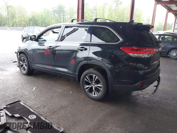 2018 Toyota Highlander LE с VIN 5TDBZRFH2JS855104, выставлен на аукционе IAAI как лот 42263950 с пробегом 51 070 миль миль и . История ставок и продаж доступна на DreamBid. Изображение 3.
