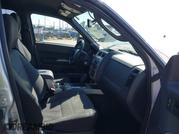 2012 Ford Escape XLT с VIN 1FMCU9DGXCKB55950, выставлен на аукционе IAAI как лот 42490173 с пробегом 221 795 миль миль и . История ставок и продаж доступна на DreamBid. Изображение 5.