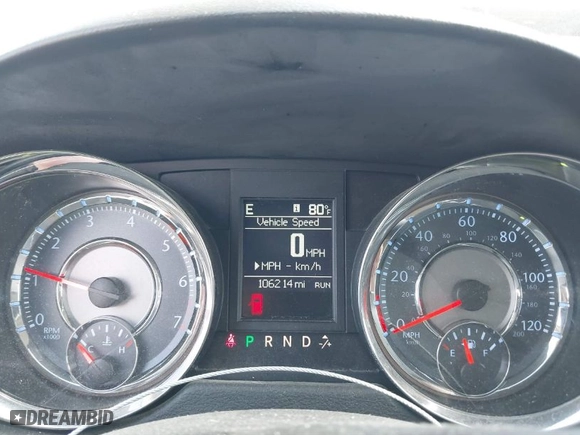 2015 Chrysler Town & Country Touring-L with VIN 2C4RC1CG8FR755148, listed as a IAAI auction lot 41806971 with 106,214 mi miles. Bid and sale history available at carsss.com. Image 7.
