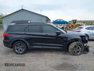 2024 Ford Explorer XLT с VIN 1FMSK8DH6RGA89249, выставлен на аукционе IAAI как лот 42387757 с пробегом 18 066 миль миль и . История ставок и продаж доступна на DreamBid. Изображение 13.