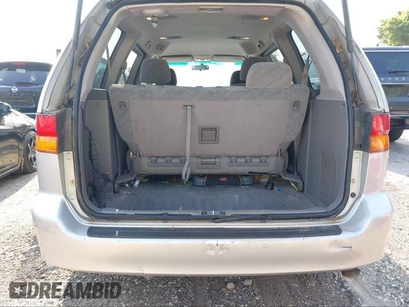 2003 Honda Odyssey EX z VIN 5FNRL18613B111952, wystawiony jako IAAI lot #40852383 z przebiegiem Nie podano mil oraz . Historia ofert i sprzedaży dostępna na DreamBid. Obrazek 7.