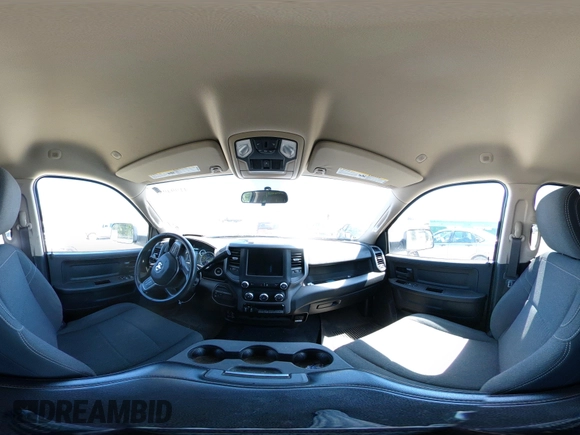 2020 Ram 2500 Tradesman with VIN 3C6UR5CLXLG217797, listed as a IAAI auction lot 41994981 with 209,325 mi miles and . Bid and sale history available at DreamBid. Image 18.