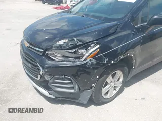 2018 Chevrolet Trax LT with VIN 3GNCJLSB9JL276974, listed as a IAAI auction lot 41959303 with 59,686 mi miles and . Bid and sale history available at carsss.com. Image 6.