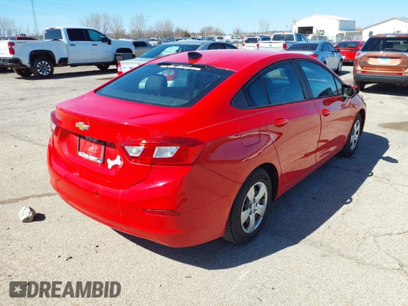 2017 Chevrolet Cruze LS z VIN 1G1BC5SM3H7173634, wystawiony jako IAAI lot #41822124 z przebiegiem 235 854 mil mil oraz . Historia ofert i sprzedaży dostępna na DreamBid. Obrazek 4.