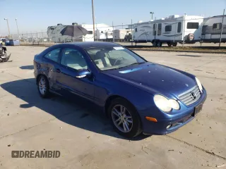 2002 Mercedes-Benz C 230/260/280/320 with VIN WDBRN47J12A366673, listed as a Copart auction lot 83249444 with 118,241 mi miles and Salvage Title. Bid and sale history available at DreamBid. Image 4.
