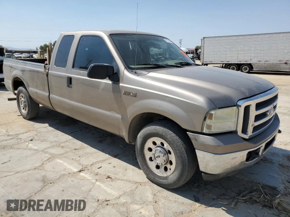 2005 Ford Super Duty F-250 XL with VIN 1FTSX205X5EA72216, listed as a Copart auction lot 71741104 with 217,205 mi miles and Salvage Title. Bid and sale history available at carsss.com. Image 4.
