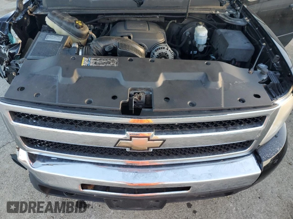 2011 Chevrolet Silverado 1500 LT with VIN 1GCNKSE0XBZ191140, listed as a Copart auction lot 85941724 with 105,235 mi miles and Clean Title. Bid and sale history available at DreamBid. Image 11.