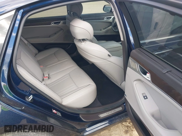 2019 Genesis G80 3.8L with VIN KMHGN4JE1KU299376, listed as a IAAI auction lot 41524733 with 7,659 mi miles. Bid and sale history available at carsss.com. Image 8.