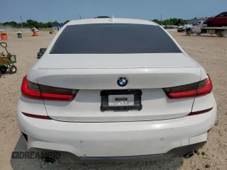 2022 BMW 3 Series 330i z VIN 3MW5R1J00N8C27912, wystawiony jako Copart lot #57255145 z przebiegiem 49 569 mil mil oraz Szkoda całkowita • Salvage title. Historia ofert i sprzedaży dostępna na DreamBid. Obrazek 6.
