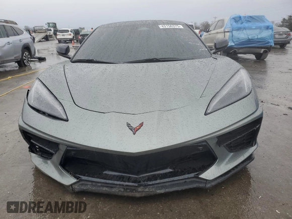 2024 Chevrolet Corvette 2LT z VIN 1G1YB3D40R5119204, wystawiony jako Copart lot #43156375 z przebiegiem 4 444 mil mil oraz Czysty tytuł • Clean title. Historia ofert i sprzedaży dostępna na DreamBid. Obrazek 5.