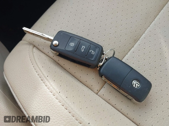 2010 Volkswagen Jetta Wolfsburg Edition с VIN 3VWRJ7AJ2AM159649, выставлен на аукционе IAAI как лот 41734701 с пробегом 144 214 миль миль и . История ставок и продаж доступна на DreamBid. Изображение 11.