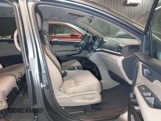 2019 Honda Odyssey EX with VIN 5FNRL6H53KB076088, listed as a IAAI auction lot 42481693 with 47,518 mi miles and . Bid and sale history available at DreamBid. Image 5.
