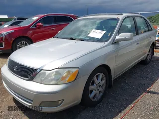 2000 Toyota Avalon XL with VIN 4T1BF28B8YU103644, listed as a IAAI auction lot 42167780 with 209,787 mi miles and . Bid and sale history available at DreamBid. Image 2.
