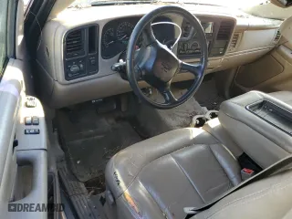 2002 Chevrolet Silverado 1500 LT with VIN 2GCEC19T821250979, listed as a Copart auction lot 82827974 with 219,131 mi miles and Salvage Title. Bid and sale history available at carsss.com. Image 8.