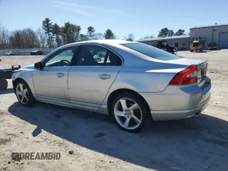 2010 Volvo S80 I6 Turbo with VIN YV1992AH4A1114084, listed as a Copart auction lot 49913565 with 177,977 mi miles and Clean Title. Bid and sale history available at carsss.com. Image 2.