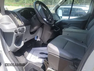 2018 Ford Transit z VIN 1FTYE1CM4JKB42317, wystawiony jako IAAI lot #42558333 z przebiegiem 204 042 mil mil oraz . Historia ofert i sprzedaży dostępna na DreamBid. Obrazek 5.