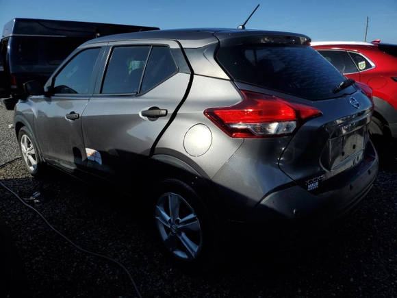 2020 Nissan Kicks S with VIN 3N1CP5BV1LL523696, listed as a Copart auction lot 80803304 with 0 mi miles and Non Repairable. Bid and sale history available at carsss.com. Image 2.