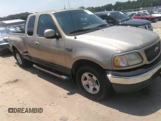 2000 Ford F-150 XL с VIN 2FTZX0722YCA65978, выставлен на аукционе IAAI как лот 42694980 с пробегом 334 707 миль миль и . История ставок и продаж доступна на DreamBid. Изображение 1.