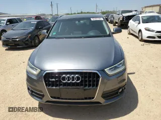 2015 Audi Q3 Prestige with VIN WA1GFCFS2FR000393, listed as a Copart auction lot 52597105 with 118,141 mi miles and Clean title. Bid and sale history available at DreamBid. Image 5.