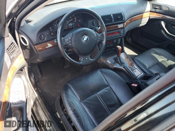 1999 BMW 5 Series 540i z VIN WBADN6341XGM64045, wystawiony jako Copart lot #58277545 z przebiegiem Nie podano mil oraz Czysty tytuł • Clean title. Historia ofert i sprzedaży dostępna na DreamBid. Obrazek 8.