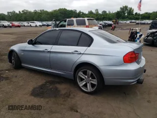 2009 BMW 3 Series 335i with VIN WBAPM73579E190895, listed as a Copart auction lot 63645945 with 102,174 mi miles and Salvage title. Bid and sale history available at DreamBid. Image 2.