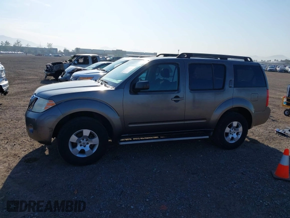 2008 Nissan Pathfinder LE z VIN 5N1AR18U48C638622, wystawiony jako IAAI lot #41975580 z przebiegiem 178 133 mil mil oraz . Historia ofert i sprzedaży dostępna na DreamBid. Obrazek 15.