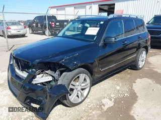 2012 Mercedes-Benz GLK GLK 350 with VIN WDCGG8HB6CF841198, listed as a IAAI auction lot 42021083 with 162,930 mi miles. Bid and sale history available at carsss.com. Image 18.