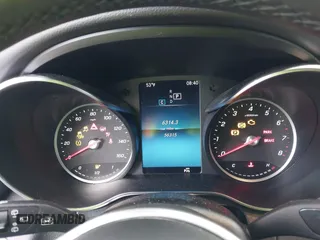 2022 Mercedes-Benz GLC 300 z VIN W1N0G8EB7NV337921, wystawiony jako IAAI lot #42037420 z przebiegiem 56 315 mil mil oraz . Historia ofert i sprzedaży dostępna na DreamBid. Obrazek 7.
