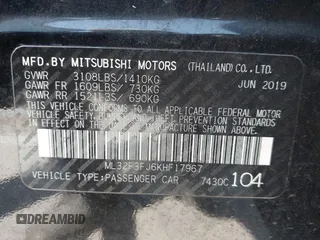 2019 Mitsubishi Mirage ES z VIN ML32F3FJ6KHF17967, wystawiony jako IAAI lot #42146979 z przebiegiem 76 355 mil mil oraz . Historia ofert i sprzedaży dostępna na DreamBid. Obrazek 9.