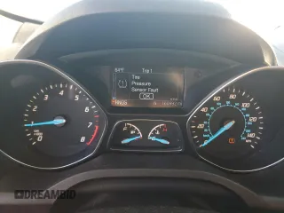 2016 Ford Escape SE z VIN 1FMCU0GX0GUA91144, wystawiony jako Copart lot #86379634 z przebiegiem 160 992 mil mil oraz Szkoda całkowita • Salvage title. Historia ofert i sprzedaży dostępna na DreamBid. Obrazek 9.