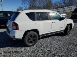 2015 Jeep Compass Sport with VIN 1C4NJCBA4FD226201, listed as a Copart auction lot 47351995 with 160,207 mi miles and Clean Title. Bid and sale history available at carsss.com. Image 3.