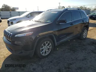 2018 Jeep Cherokee Latitude Tech Connect with VIN 1C4PJLCB9JD527989, listed as a Copart auction lot 48377095 with 214,242 mi miles and Salvage title. Bid and sale history available at DreamBid. Image 1.