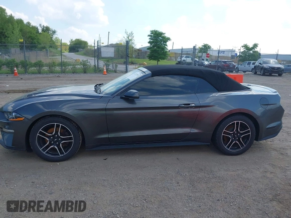 2018 Ford Mustang EcoBoost Premium with VIN 1FATP8UHXJ5117800, listed as a IAAI auction lot 42232395 with 54,632 mi miles and . Bid and sale history available at DreamBid. Image 14.