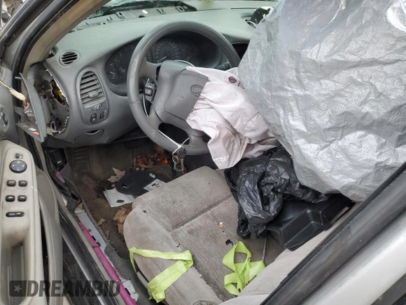 2001 Oldsmobile Alero GL2 with VIN 1G3NL52E71C153865, listed as a Copart auction lot 43204705 with Not Provided miles and Salvage Title. Bid and sale history available at DreamBid. Image 8.