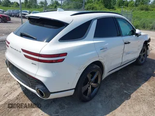 2022 Genesis GV70 2.5T с VIN KMUMADTB1NU044007, выставлен на аукционе IAAI как лот 42623087 с пробегом 30 978 миль миль и . История ставок и продаж доступна на DreamBid. Изображение 4.