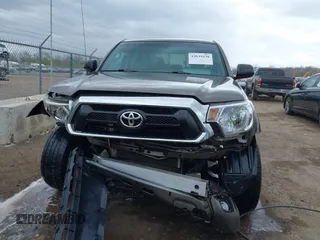 2015 Toyota Tacoma with VIN 3TMLU4EN8FM198605, listed as a IAAI auction lot 42039238 with 132,109 mi miles and . Bid and sale history available at DreamBid. Image 12.