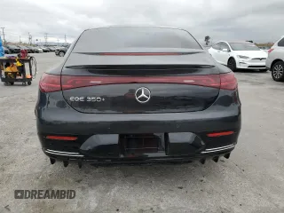 2023 Mercedes-Benz EQE 350+ z VIN W1KEG2BB4PF011740, wystawiony jako Copart lot #53811655 z przebiegiem 31 981 mil mil oraz Szkoda całkowita • Salvage title. Historia ofert i sprzedaży dostępna na DreamBid. Obrazek 6.