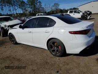 2018 Alfa Romeo Giulia with VIN ZARFAEDN7J7567993, listed as a Copart auction lot 72034332 with 35,437 mi miles. Bid and sale history available at carsss.com. Image 2.