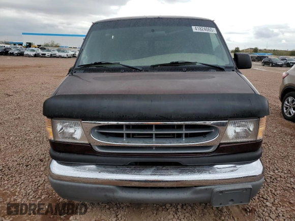 2000 Ford Econoline Cargo Recreational with VIN 1FDRE14LXYHA39870, listed as a Copart auction lot 41824065 with 112,028 mi miles and Salvage title. Bid and sale history available at DreamBid. Image 5.