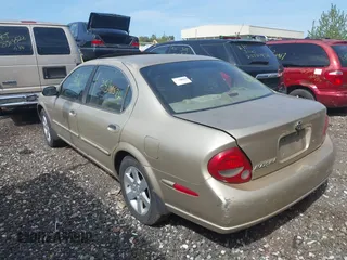2000 Nissan Maxima GXE с VIN JN1CA31A8YT220292, выставлен на аукционе IAAI как лот 42175430 с пробегом Не указан миль и . История ставок и продаж доступна на DreamBid. Изображение 3.