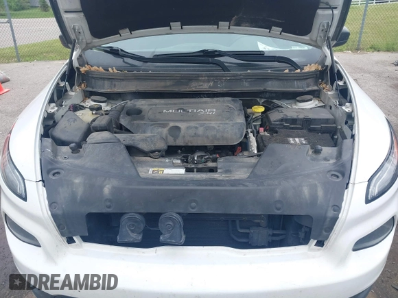 2016 Jeep Cherokee Sport with VIN 1C4PJMAB4GW367655, listed as a IAAI auction lot 42338882 with 133,750 mi miles and . Bid and sale history available at DreamBid. Image 10.