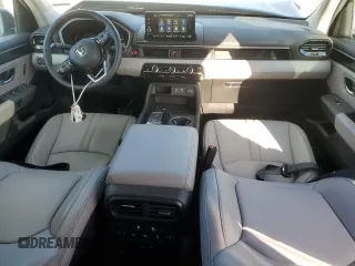 2025 Honda Pilot EX-L with VIN 5FNYG1H47SB054993, listed as a Copart auction lot 46642145 with 4,820 mi miles and Salvage Title. Bid and sale history available at carsss.com. Image 8.