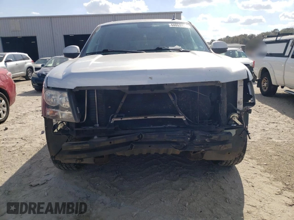 2014 Chevrolet Suburban LT with VIN 1GNSCJE06ER114674, listed as a Copart auction lot 44053755 with 199,486 mi miles and Salvage Title. Bid and sale history available at carsss.com. Image 5.