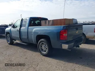 2007 Chevrolet Silverado 1500 LT w/1LT with VIN 2GCEC19J571562893, listed as a IAAI auction lot 41420449 with 246,613 mi miles. Bid and sale history available at carsss.com. Image 14.