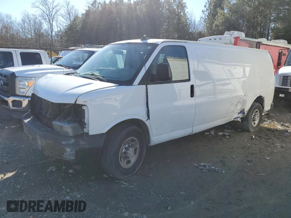 2019 Chevrolet Express Cargo z VIN 1GCWGBFG4K1185639, wystawiony jako Copart lot #88564825 z przebiegiem Nie podano mil oraz Szkoda całkowita • Salvage title. Historia ofert i sprzedaży dostępna na DreamBid. Obrazek 1.