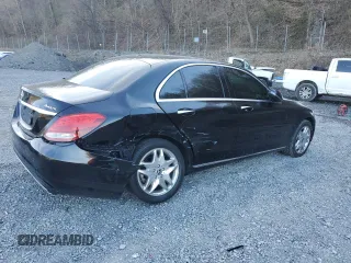 2018 Mercedes-Benz C 300 with VIN 55SWF4KB6JU259253, listed as a Copart auction lot 53642375 with 33,600 mi miles and Salvage Title. Bid and sale history available at DreamBid. Image 3.